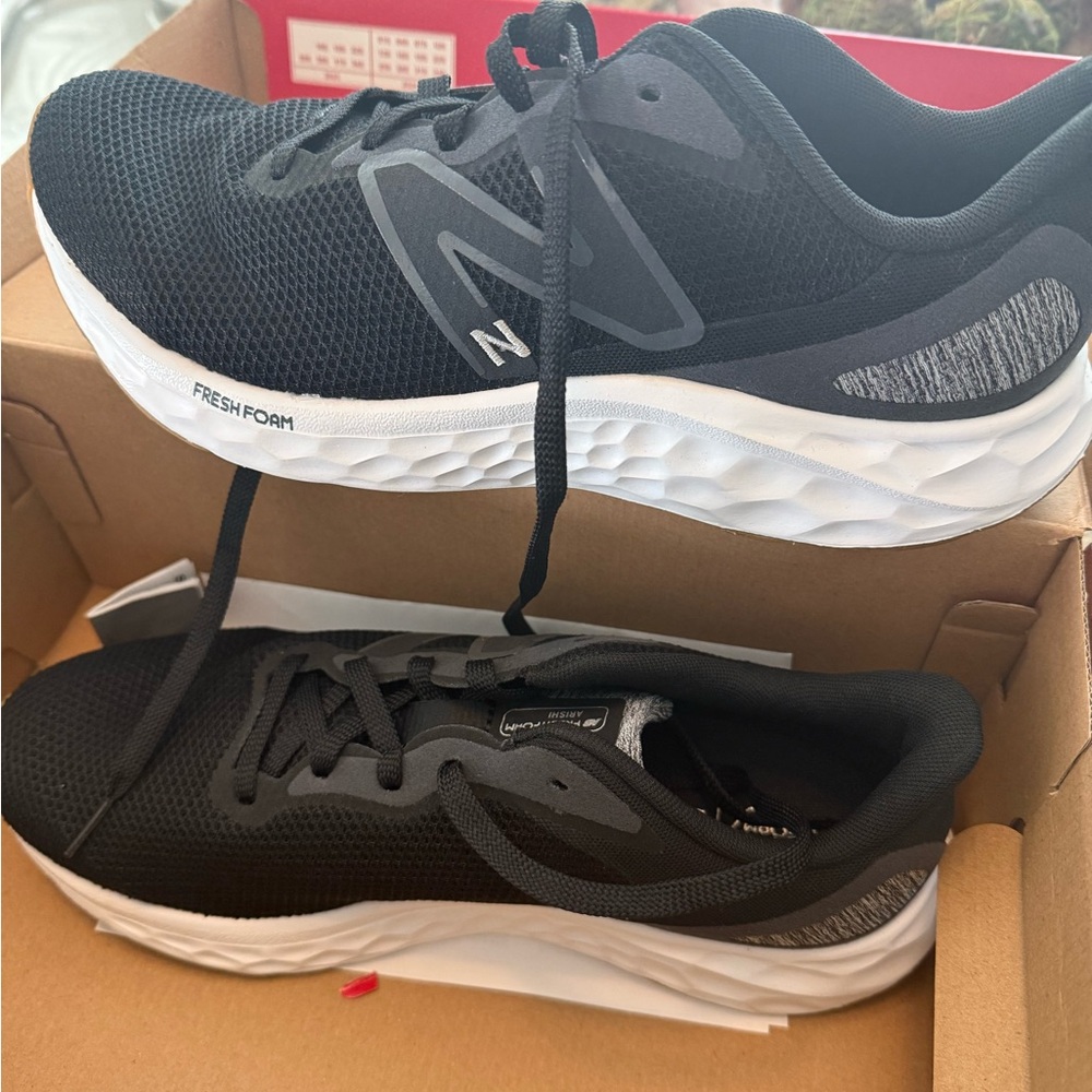 New Balance Black Mesh Fresh Foam Trainer with Gum Outsole - Picture 7 of 11